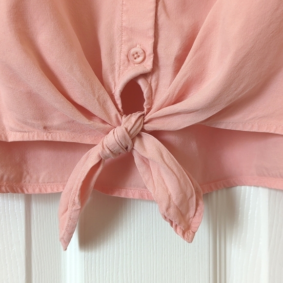 Cloth & Stone Classic Tencel Long Sleeve Button Down Tie Front Top Salmon Pink S - Picture 7 of 11